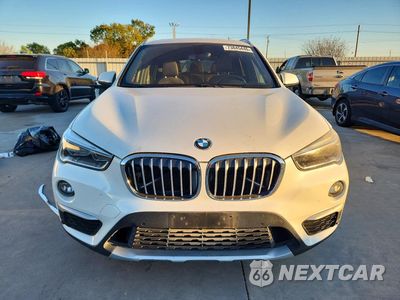 Piąte zdjęcie samochodu w środku: 2017 BMW X1 XDRIVE28I VIN:WBXHT3C36H5F77220 - miniatura
