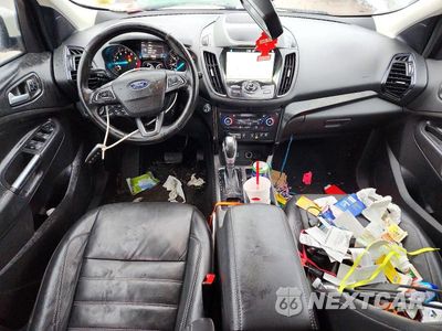 Zdjęcie 8 z 12 samochodu: 2019 FORD ESCAPE TITANIUM VIN:1FMCU9J99KUC42800 - miniatura