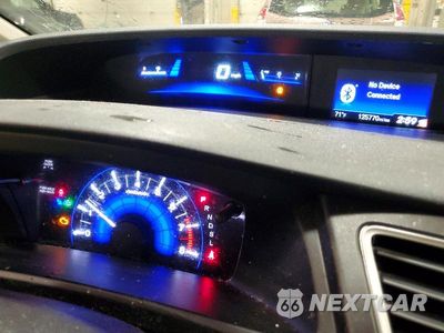 Zdjęcie 9 z 13 samochodu: 2014 HONDA CIVIC LX VIN:19XFB2F52EE270350 - miniatura