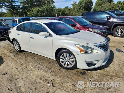 Czwarte zdjęcie samochodu z boku: 2015 NISSAN ALTIMA 2.5 S VIN:1N4AL3AP3FC172318 - miniatura