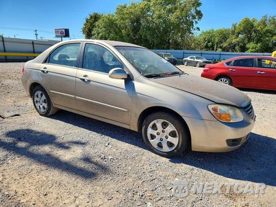 Czwarte zdjęcie samochodu z boku: 2008 KIA SPECTRA LX VIN:KNAFE121885548153 - miniatura