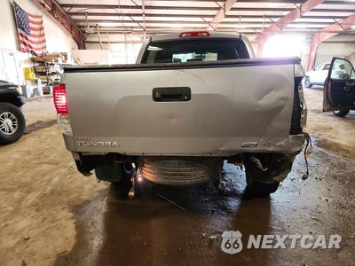 Zdjęcie 6 z 12 samochodu: 2010 TOYOTA TUNDRA CREWMAX LIMITED VIN:5TFHW5F10AX139603 - miniatura