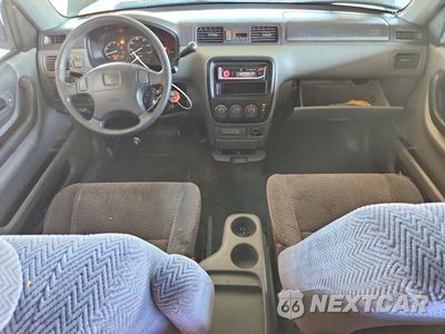 Zdjęcie 8 z 12 samochodu: 1998 HONDA CR-V LX VIN:JHLRD1845WC030551 - miniatura