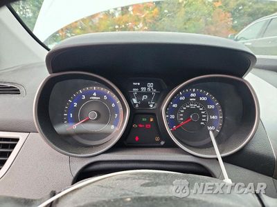 Zdjęcie 9 z 12 samochodu: 2013 HYUNDAI ELANTRA GLS VIN:5NPDH4AE0DH437307 - miniatura