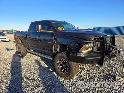 Czwarte zdjęcie samochodu z boku: 2018 RAM 2500 SLT VIN:3C6UR5DL3JG398334 - miniatura