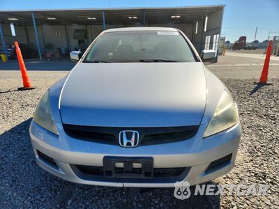 Piąte zdjęcie samochodu w środku: 2006 HONDA ACCORD EX VIN:1HGCM66536A050788 - miniatura