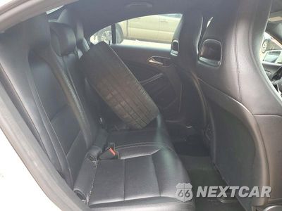 Zdjęcie 10 z 12 samochodu: 2014 MERCEDES-BENZ CLA 250 VIN:WDDSJ4EBXEN068703 - miniatura