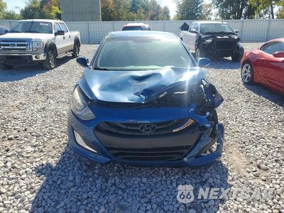Piąte zdjęcie samochodu w środku: 2014 HYUNDAI ELANTRA GT BASE VIN:KMHD35LH0EU220127 - miniatura