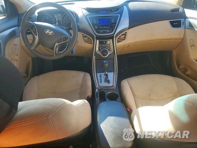 Zdjęcie 8 z 12 samochodu: 2013 HYUNDAI ELANTRA GLS VIN:5NPDH4AE6DH337678 - miniatura