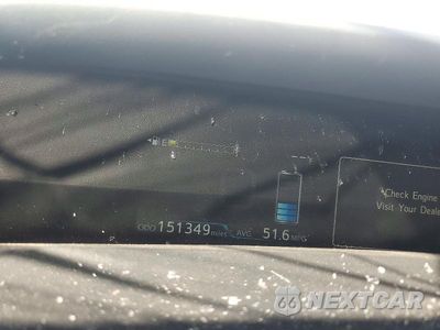 Zdjęcie 9 z 12 samochodu: 2017 TOYOTA PRIUS FOUR VIN:JTDKARFU6H3031347 - miniatura