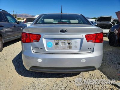 Zdjęcie 6 z 12 samochodu: 2012 KIA FORTE EX VIN:KNAFU4A28C5635008 - miniatura