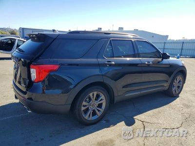 Trzecie zdjęcie samochodu z tyłu: 2022 FORD EXPLORER XLT VIN:1FMSK8DH8NGC08722 - miniatura