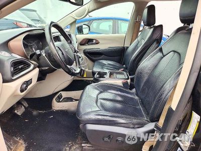 Zdjęcie 7 z 13 samochodu: 2019 CHRYSLER PACIFICA TOURING L VIN:2C4RC1BG1KR730541 - miniatura