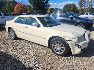 Czwarte zdjęcie samochodu z boku: 2009 CHRYSLER 300 TOURING VIN:2C3KA53V99H618005 - miniatura