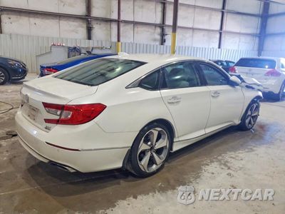 Trzecie zdjęcie samochodu z tyłu: 2018 HONDA ACCORD TOURING VIN:1HGCV2F97JA004009 - miniatura