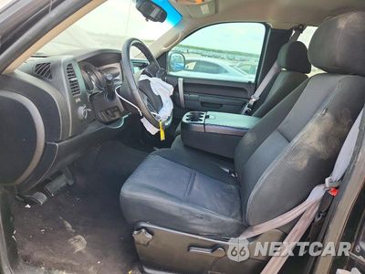Zdjęcie 7 z 12 samochodu: 2010 CHEVROLET SILVERADO C1500 LT VIN:1GCSCSE05AZ282346 - miniatura