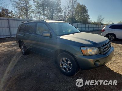 Czwarte zdjęcie samochodu z boku: 2005 TOYOTA HIGHLANDER BASE VIN:JTEEP21A150109722 - miniatura