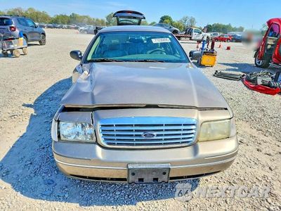 Piąte zdjęcie samochodu w środku: 2004 FORD CROWN VICTORIA LX VIN:2FAFP74W64X115681 - miniatura