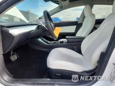 Zdjęcie 7 z 13 samochodu: 2019 TESLA MODEL 3 VIN:5YJ3E1EB7KF454684 - miniatura