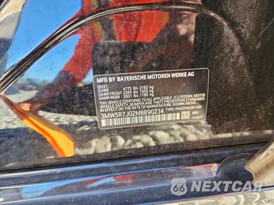 Zdjęcie 12 z 12 samochodu: 2021 BMW 330XI VIN:3MW5R7J02M8B90234 - miniatura