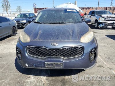 Piąte zdjęcie samochodu w środku: 2018 KIA SPORTAGE LX VIN:KNDPMCAC6J7399941 - miniatura