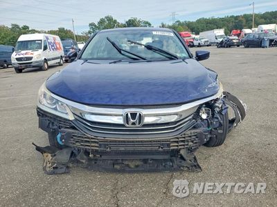 Piąte zdjęcie samochodu w środku: 2017 HONDA ACCORD LX VIN:1HGCR2F32HA209912 - miniatura