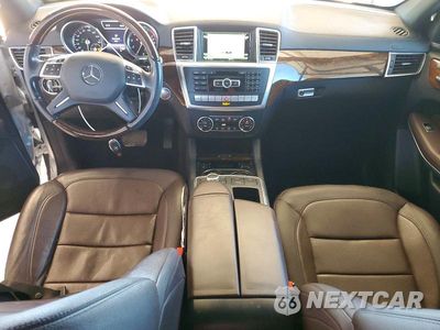 Zdjęcie 8 z 13 samochodu: 2016 MERCEDES-BENZ GL 550 4MATIC VIN:4JGDF7DE8GA639368 - miniatura