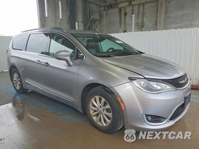 Czwarte zdjęcie samochodu z boku: 2017 CHRYSLER PACIFICA TOURING L VIN:2C4RC1BG1HR544068 - miniatura