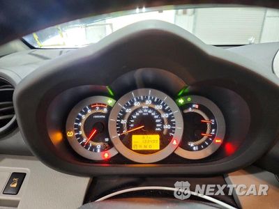 Zdjęcie 9 z 13 samochodu: 2011 TOYOTA RAV4 LIMITED VIN:2T3DK4DV0BW048346 - miniatura