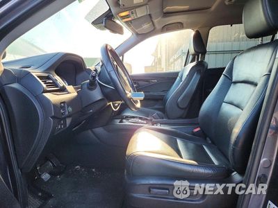 Zdjęcie 7 z 13 samochodu: 2016 HONDA PILOT TOURING VIN:5FNYF5H97GB047023 - miniatura