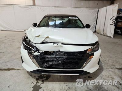 Piąte zdjęcie samochodu w środku: 2025 NISSAN SENTRA SR VIN:3N1AB8DVXSY250439 - miniatura