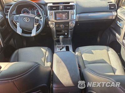 Zdjęcie 8 z 13 samochodu: 2017 TOYOTA 4RUNNER SR5 PREMIUM VIN:JTEZU5JR2H5154516 - miniatura