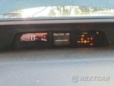 Zdjęcie 9 z 13 samochodu: 2015 TOYOTA PRIUS C TWO VIN:JTDKDTB32F1100335 - miniatura