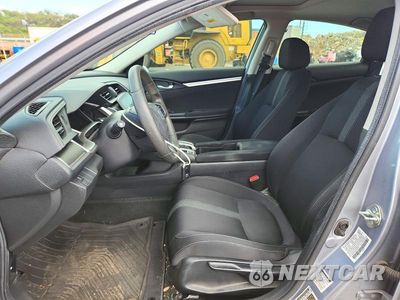 Zdjęcie 7 z 12 samochodu: 2016 HONDA CIVIC EX VIN:2HGFC1F32GH635303 - miniatura