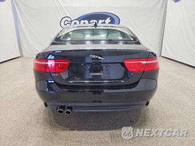 Zdjęcie 6 z 12 samochodu: 2017 JAGUAR XE VIN:SAJAR4BN1HA971459 - miniatura