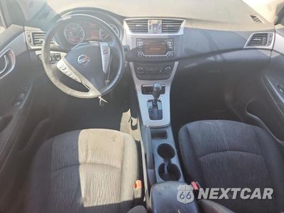 Zdjęcie 8 z 12 samochodu: 2015 NISSAN SENTRA SV VIN:3N1AB7AP8FY318811 - miniatura