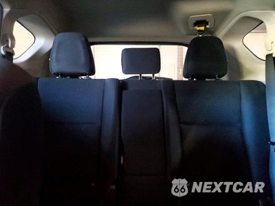 Zdjęcie 10 z 13 samochodu: 2017 TOYOTA RAV4 LE VIN:2T3BFREV8HW659919 - miniatura