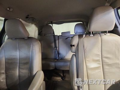 Zdjęcie 10 z 13 samochodu: 2011 TOYOTA SIENNA XLE 8-PASSENGER VIN:5TDYK3DC0BS130332 - miniatura