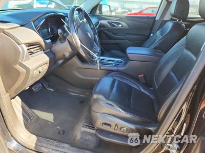 Zdjęcie 7 z 12 samochodu: 2020 CHEVROLET TRAVERSE PREMIER VIN:1GNEVKKWXLJ133682 - miniatura