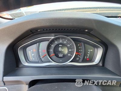 Zdjęcie 9 z 12 samochodu: 2017 VOLVO S60 DYNAMIC VIN:YV140MTL0H2440809 - miniatura