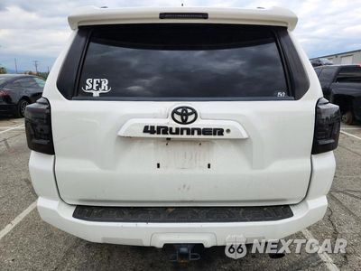 Zdjęcie 6 z 14 samochodu: 2018 TOYOTA 4RUNNER SR5 VIN:JTEZU5JR4J5176345 - miniatura