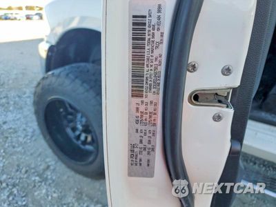 Zdjęcie 12 z 12 samochodu: 2017 RAM 2500 SLT VIN:3C6UR5DL6HG675813 - miniatura