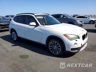 Czwarte zdjęcie samochodu z boku: 2013 BMW X1 XDRIVE28I VIN:WBAVL1C51DVR88681 - miniatura