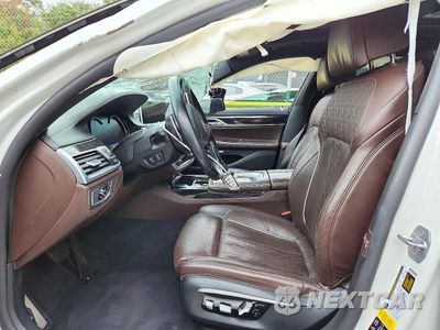Zdjęcie 7 z 12 samochodu: 2016 BMW 750 XI VIN:WBA7F2C5XGG415003 - miniatura