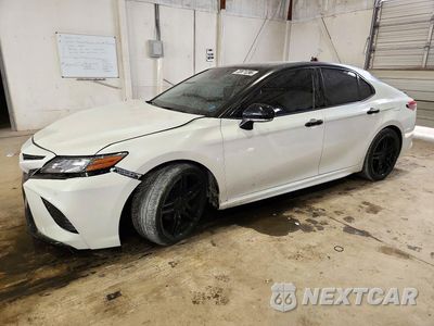 2018 TOYOTA CAMRY XSE 4T1B61HK9JU009403 - główne zdjęcie licytacji z USA - miniatura