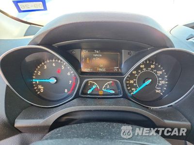 Zdjęcie 9 z 13 samochodu: 2018 FORD ESCAPE SE VIN:1FMCU9GD9JUB45820 - miniatura
