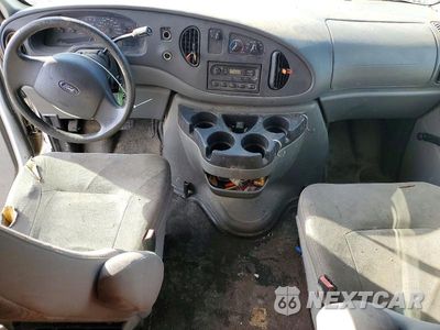 Zdjęcie 8 z 13 samochodu: 2006 FORD ECONOLINE E150 VAN VIN:1FTRE14W66DB44148 - miniatura
