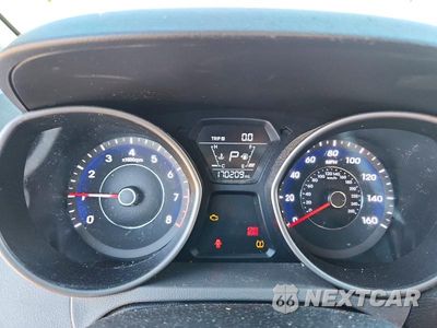 Zdjęcie 9 z 12 samochodu: 2015 HYUNDAI ELANTRA SE VIN:5NPDH4AE4FH622799 - miniatura