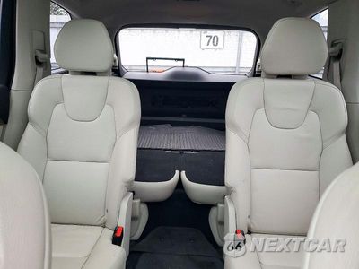 Zdjęcie 10 z 13 samochodu: 2022 VOLVO XC90 T6 MOMENTUM VIN:YV4A221K9N1835314 - miniatura