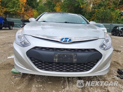Piąte zdjęcie samochodu w środku: 2014 HYUNDAI SONATA HYBRID VIN:KMHEC4A48EA105520 - miniatura